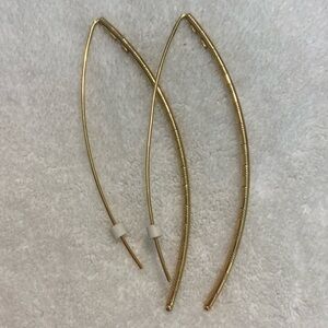 14k gold Italy threader textured earrings
